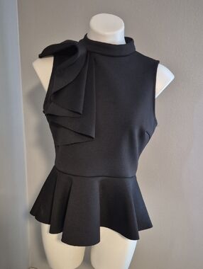 Lulu's Black Sleeveless Peplum Top with Side Ruffle